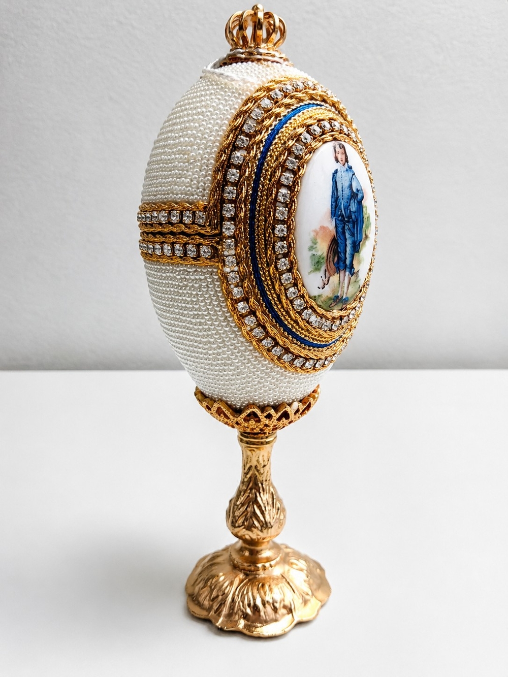 Vintage Fabergé Style Jeweled Egg Trinket Box on Stand 6" Tall White Beaded Blue - Picture 3 of 5